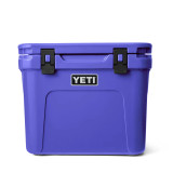 Yeti Roadie 32 Wheeled Cooler - Ultramarine Violet