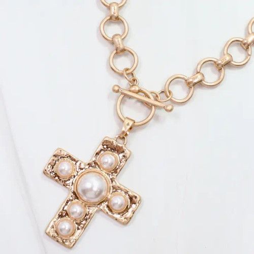 Caroline Hill Clampett Cross Necklace Gold Caroline Hill Clampett Cross Necklace Gold