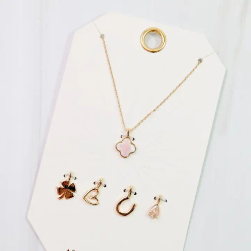 Caroline Hill All the Luck Charm Necklace Set Gold