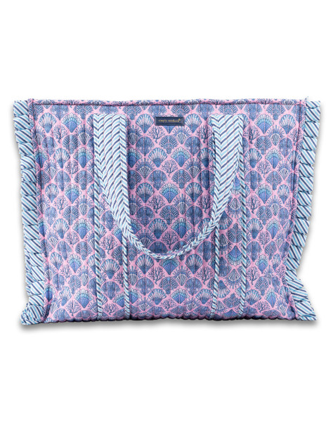 Simply Southern Quilted Tote Bag - Scalloped Shell