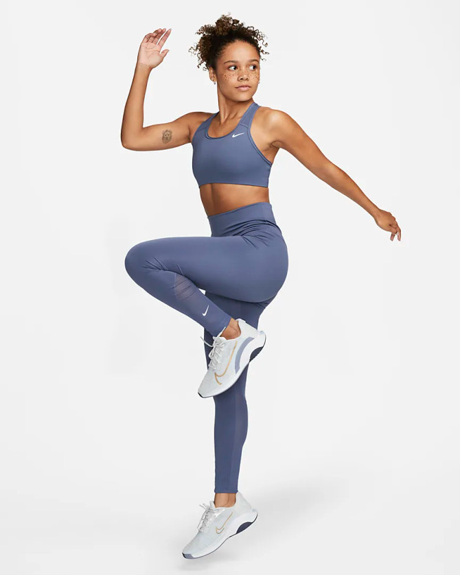 Nike Swoosh Women's Medium-Support Non-Padded Sports Bra - Diffused Blue/White