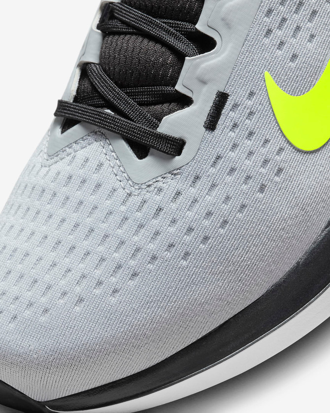 Nike Men's Air Winflo 10 Running Shoes - Wolf Grey/Smoke Grey/Black/Volt