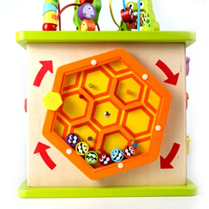 Hape Country Critters 5-Sided Wooden Play Cube for Toddlers