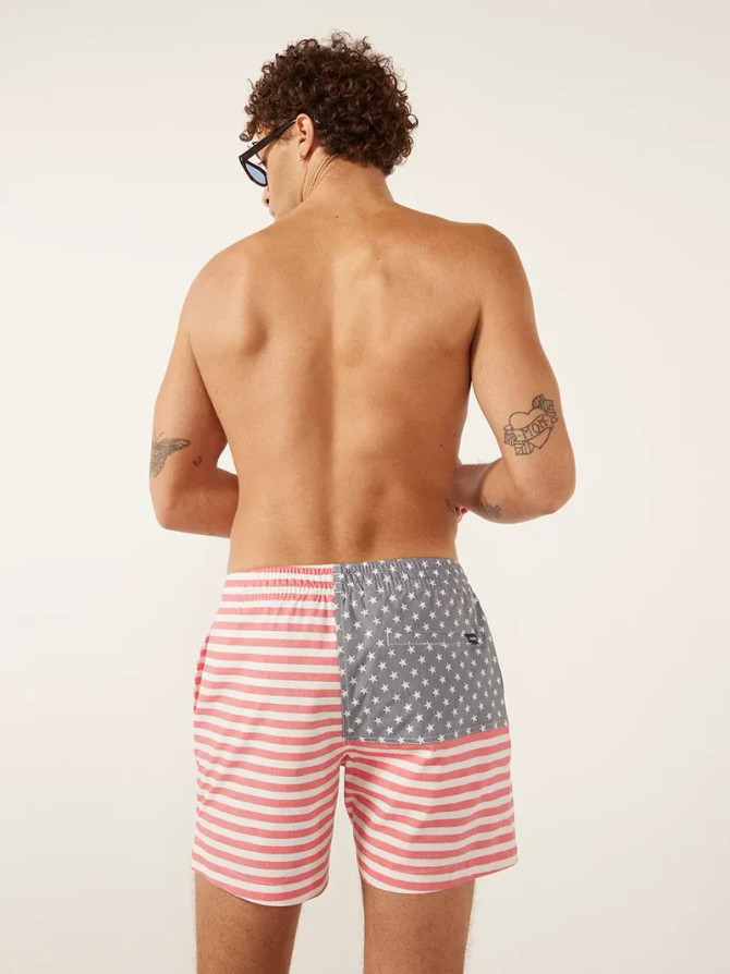 Chubbies The Mericas Classic Swim Trunk - 5.5"
