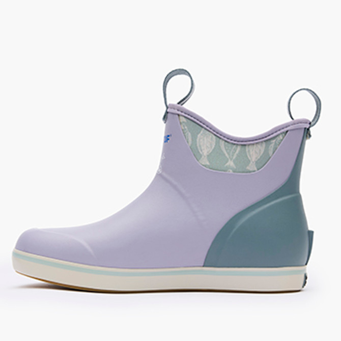 XTRATUF Women’s 6″ Fig Ankle Deck Boot XTRATUF Women’s 6″ Fig Ankle Deck Boot
