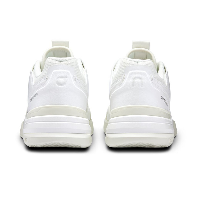 On THE ROGER Clubhouse Pro Women’s Tennis Shoe - White/Ice