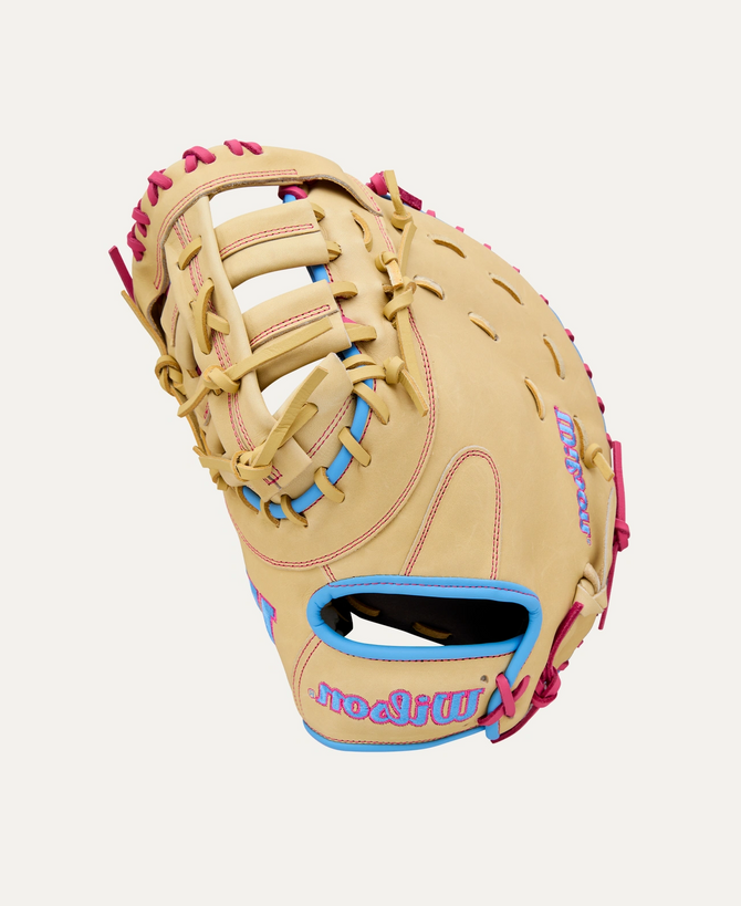 Wilson A1000 1620 12.5″ Baseball First Base Mitt – Left Hand Throw