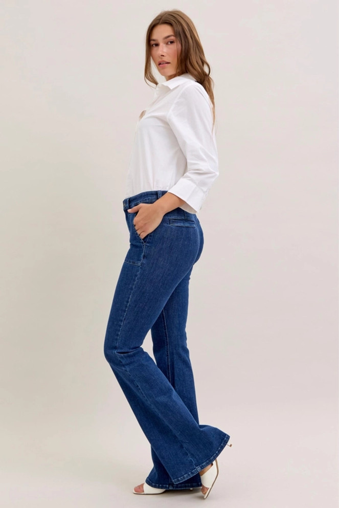 Judy Blue Women's HW Flare with Patch Pockets Judy Blue Women's HW Flare with Patch Pockets
