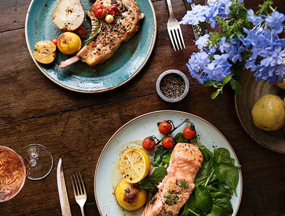 How to choose healthy options at restaurants
