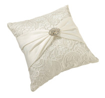 Vintage Lace Pillow Cream