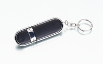 USB Silver And Black - 1 Gb Key Chain Favours