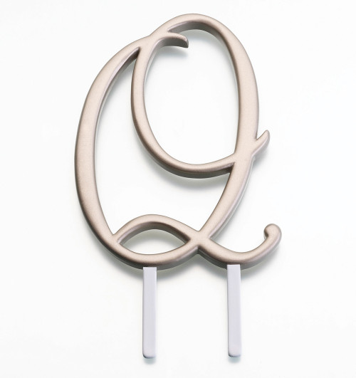 Gold Monogram Letter Q
