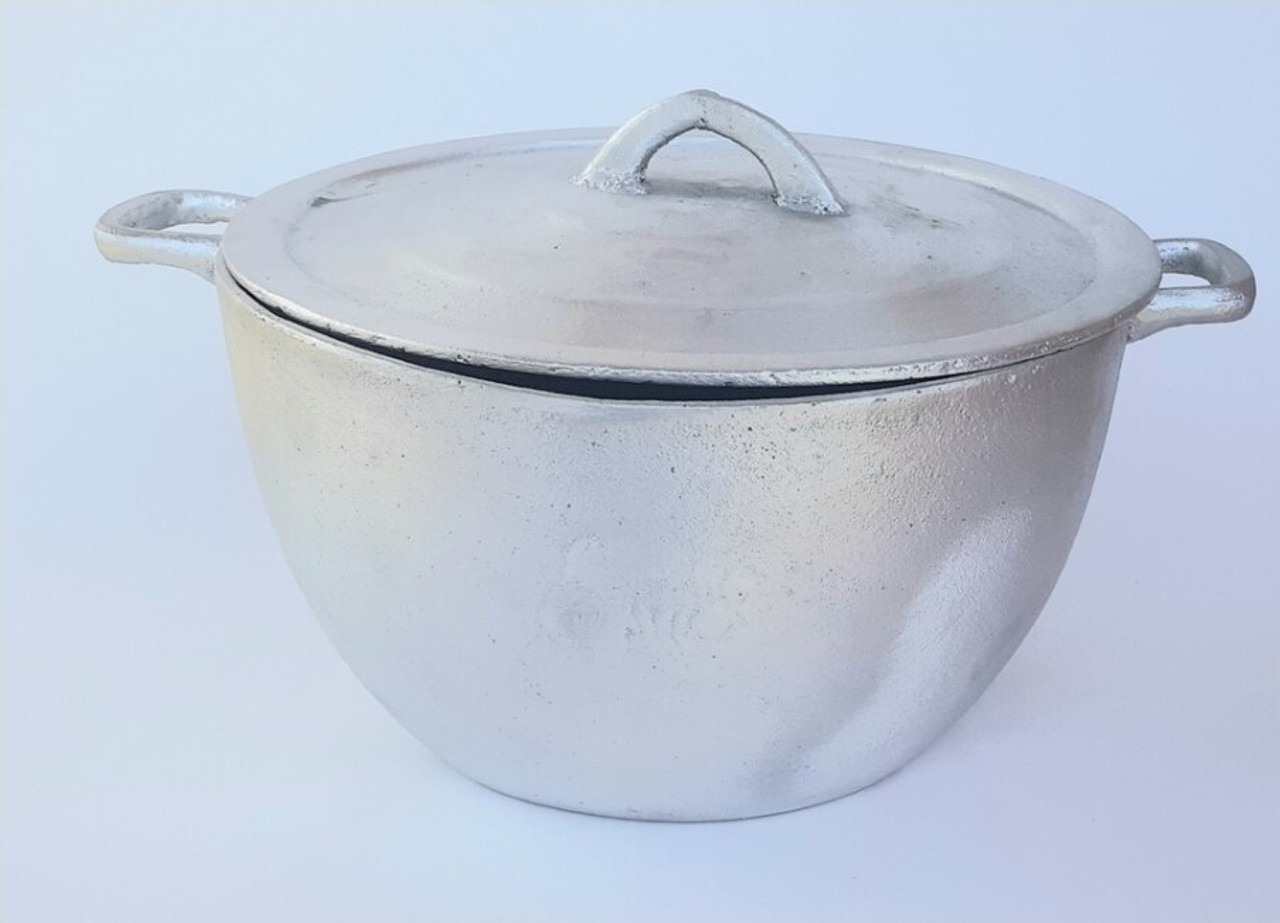 Jamaican Dutch Pot Cast Iron Dutch Pot Dutchie or Dutchy Made in