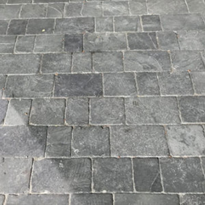 Lonsdale Black Tumbled Slate Setts Lonsdale Black Tumbled Slate Setts