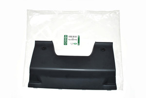 DQU000011PCLLR-COVER - TOWING HOOK OPENING