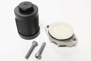 LR032298G-ADAPTOR OIL FILTER