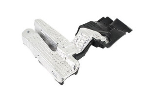 LR047251-INSULATOR - ENGINE - BULKHEAD