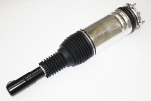 LR087085W-MACPHERSON STRUT