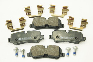 LR139969A-BRAKE PAD SET