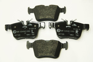 LR160460A-BRAKE PAD SET