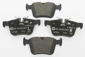 LR160504C-BRAKE PAD SET