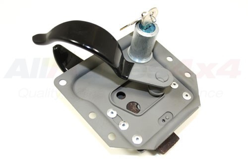 337802-DOOR HANDLE - LH WITH BARREL LOCKS