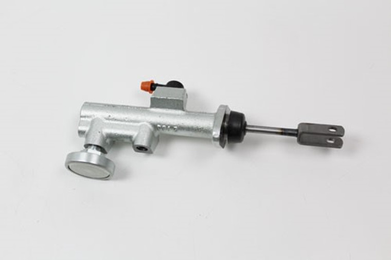 STC000280-MASTER CYLINDER - CLUTCH - MANUAL - TD5