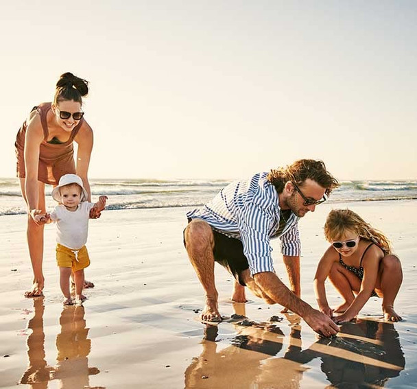 Thinksport SPF 50+ Mineral Sunscreen with Clear Zinc Oxide, 3 Fl Oz  Safe, Natural, Water Resistant, Broad Spectrum UVA/UVB Sun Screen for Sun Protection  Vegan, Reef Safe Sunscreen