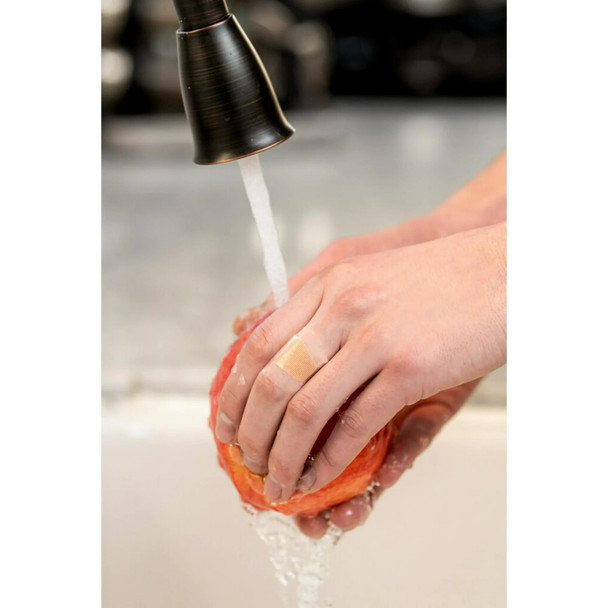 Nexcare Waterproof Clear Bandages Assorted Sizes, 50 Bandages