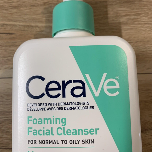 CeraVe Foaming Facial Cleanser, Daily Face Wash for Oily Skin with Hyaluronic Acid, Ceramides, and Niacinamide, Fragrance Free Paraben Free, 12 Fluid Ounce