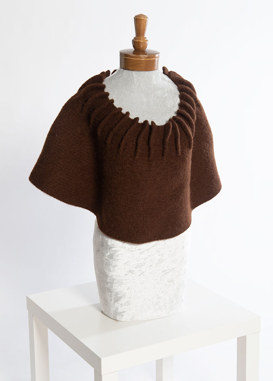 DARTED COLLAR CAPE: Tobacco - maryjaeger.com