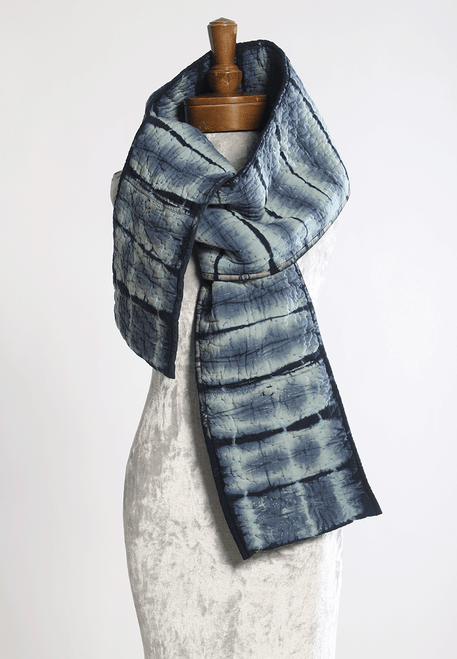 QUILTED SCARF: WAVES IN MOTION #1