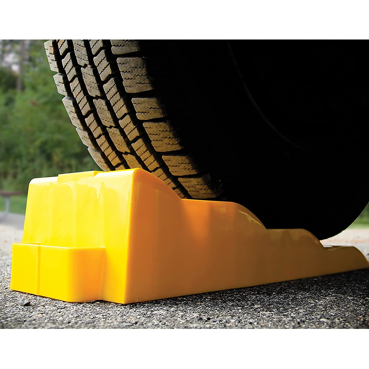 Camco 44573 Large Plastic Tri-Leveler RV Leveling Block