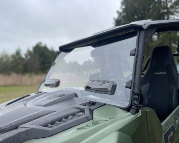 Yamaha Wolverine RMAX Toolless Versa-Vent Scratch Resistant Polycarbonate Windshield - (2″ ROPS) by Seizmik 
