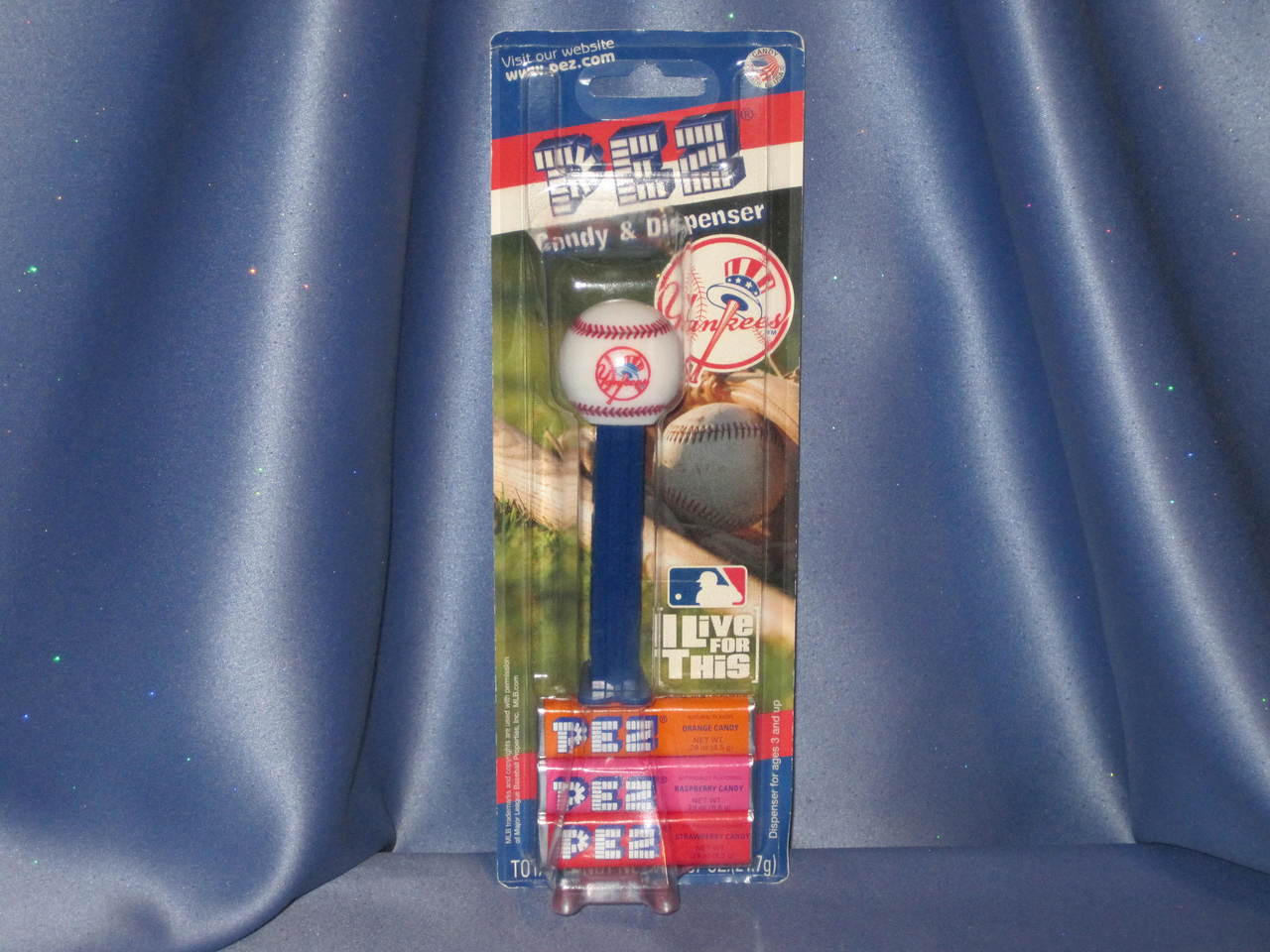 LA Dodgers Baseball Cap PEZ Dispenser & Candy - MLB - PEZ Online