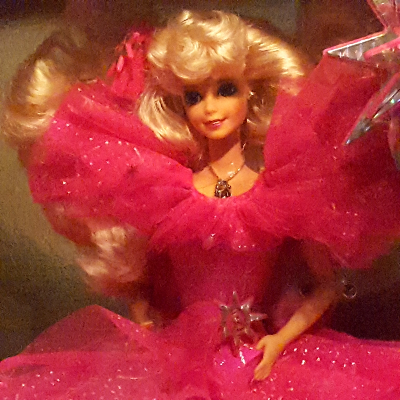 happy holidays special edition 1990 barbie