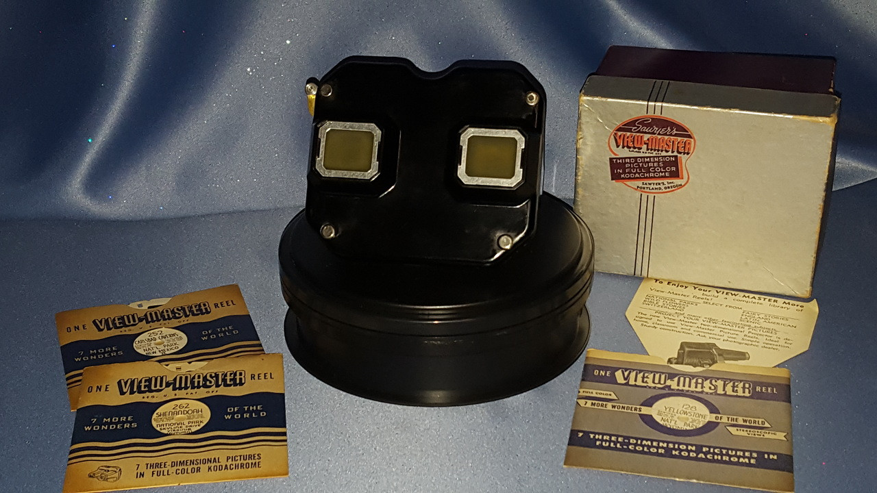 View Master with Three Reels by Sawyer's.