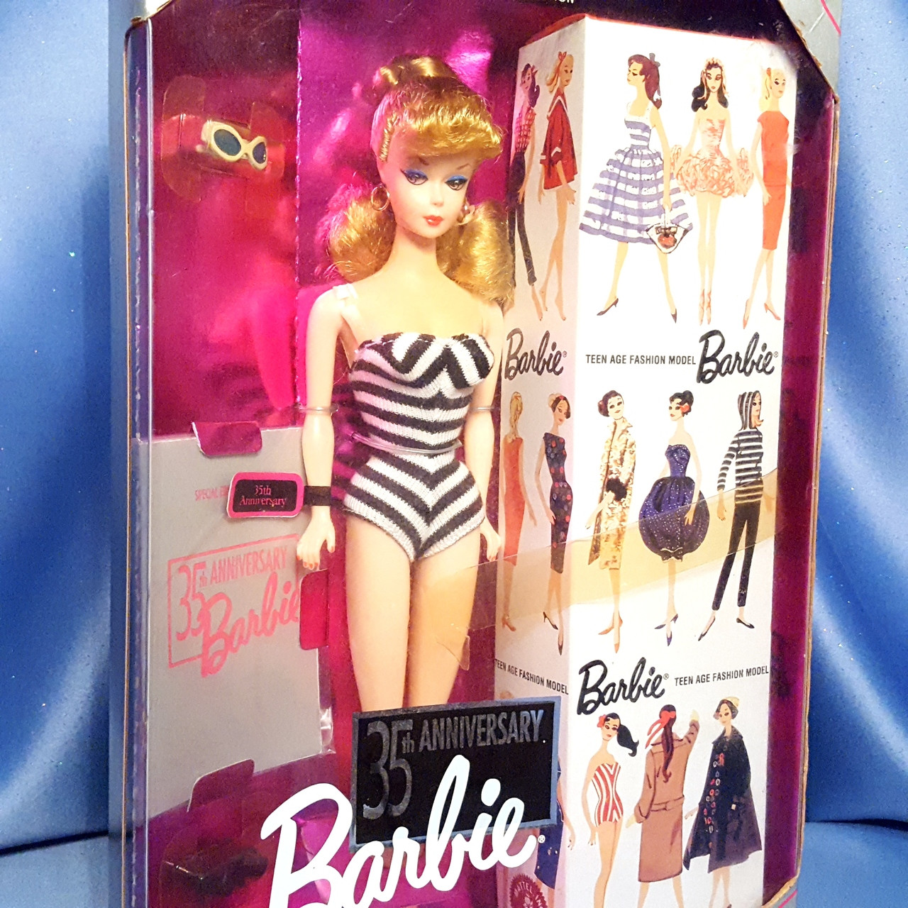 Barbie 35th. Anniversary Doll - Reproduction of the Original 1959 
