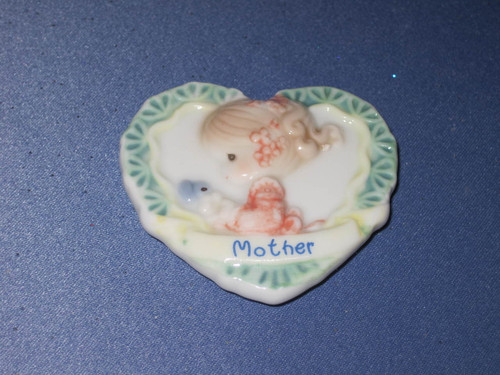 Precious Moments Mother Magnet by Enesco W/Box.
