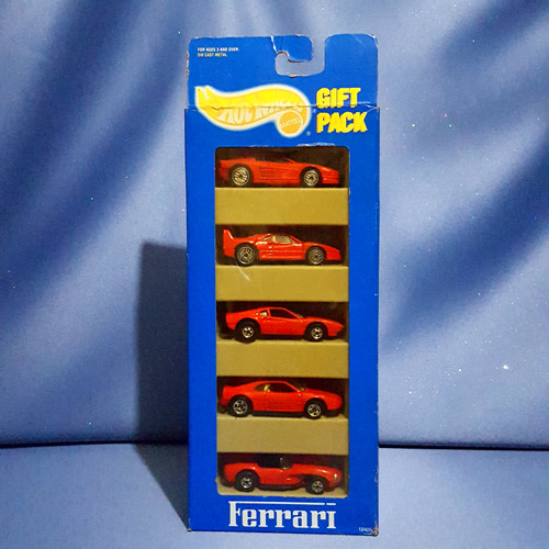 Hot Wheels Ferrari 5 Car Gift Pack by Mattel.
