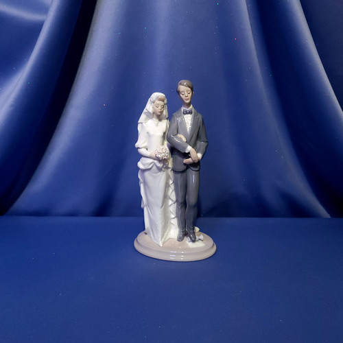 Wedding "Mazel Tov" Figurine by Lladró.