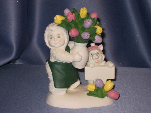 Snowbabies "Flowers for You" Figurine by Deptartment 56.