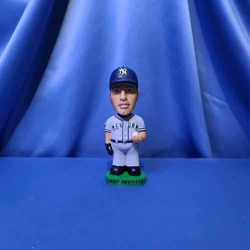NY Yankees Andrew Eugene Pettitte Bobblehead Figurine by Bobble Dobbles.