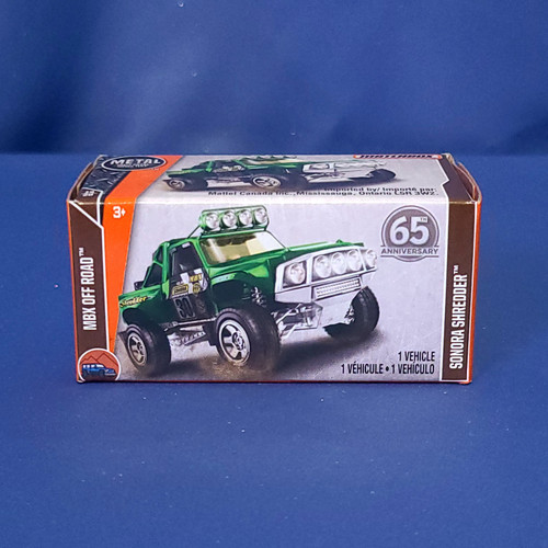 Matchbox Sonora Shredder Truck (Metalflake Green) by Mattel.