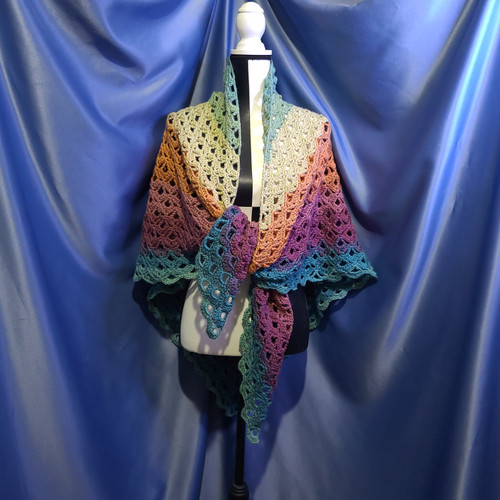 Gliding Fans Shawl by Mumsie of Stratford.