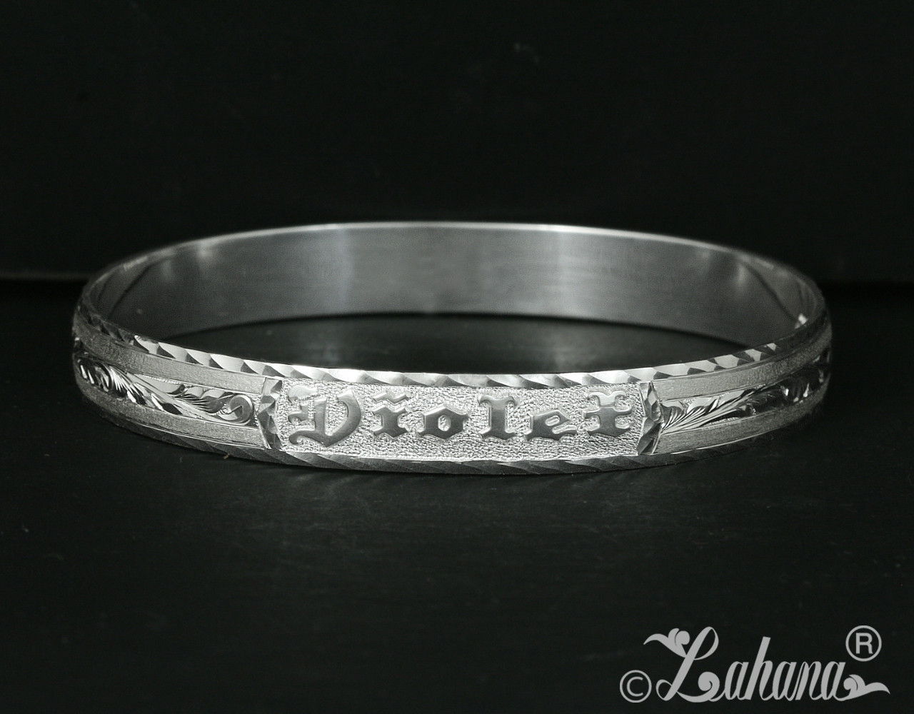 Personalized Hawaiian Jewelry Bangle - Modern Design