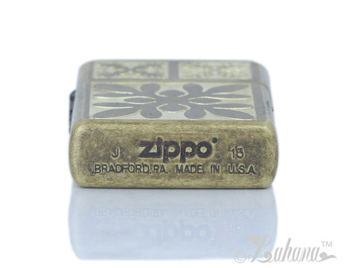 Zippo lighter 1997 Luxor King Tut Las Vegas Brushed Brass and insert