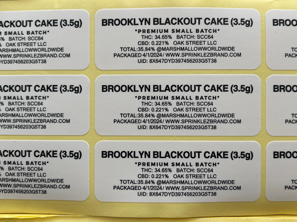 Sprinklez Blackout Cake 3.5G Mylar Bags -With stickers and labels