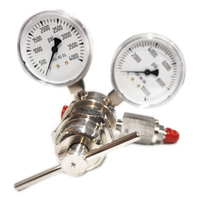 Miller Smith 824-00-26 Silverline High Pressure Analytical Brass Single Stage Regulators, 1000 PSI