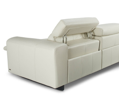 Natuzzi Nuvola 4 Piece White Leather Sectional with 2 Power Recline Arm Chairs